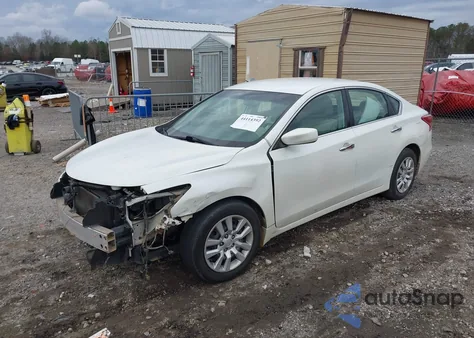 2013 Nissan Altima 2.5 S z USA, uszkodzony, nr VIN 1N4AL3AP5DN560586